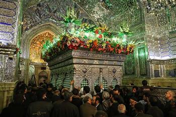 جشن میلاد دخت نبی اکرم در حرم شاهچراغ (ع) جشن میلاد دخت نبی اکرم در حرم شاهچراغ (ع)