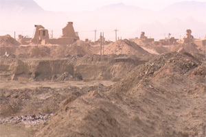 استخراج از معادن به بهای نابودی عرصه های طبیعی+فیلم استخراج از معادن به بهای نابودی عرصه های طبیعی+فیلم