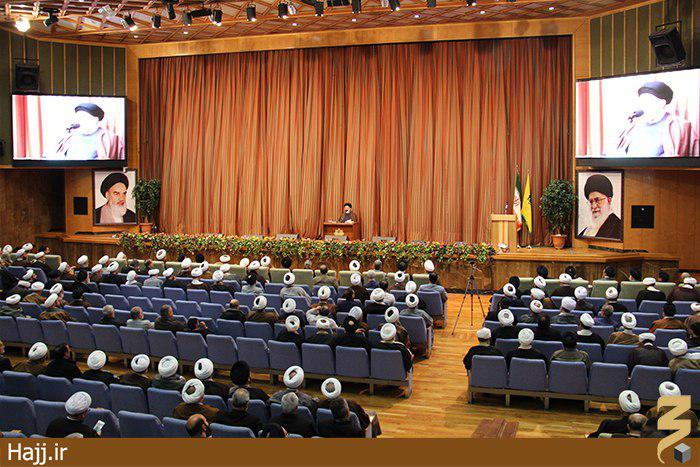 لزوم خدمات رسانی هرچه بهتر هلال احمر به زائران حج و عتبات