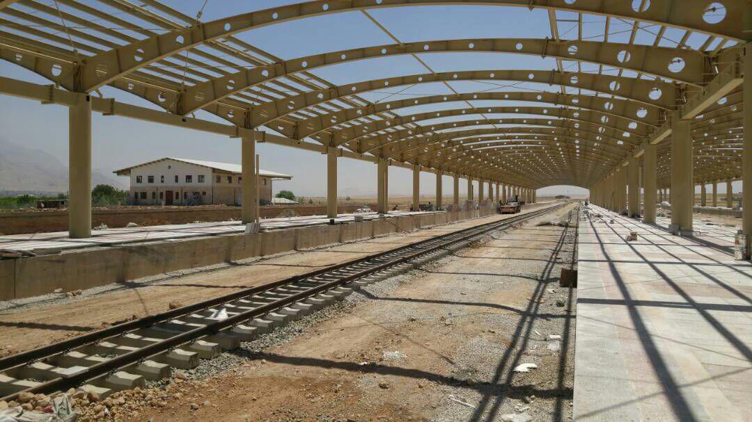 کمتر از ۳۰ کیلومتر تا اتمام پروژه ریل گذاری راه آهن کرمانشاه