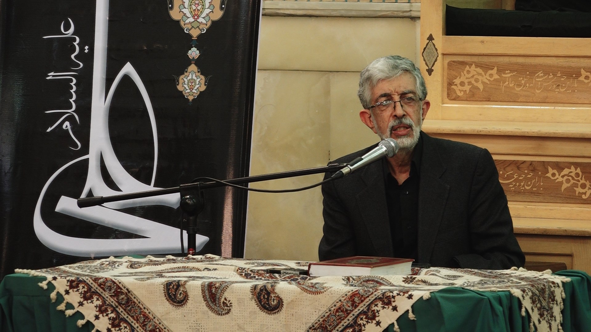 ایران در نبرد اقتصادی و رسانه ای با استکبار