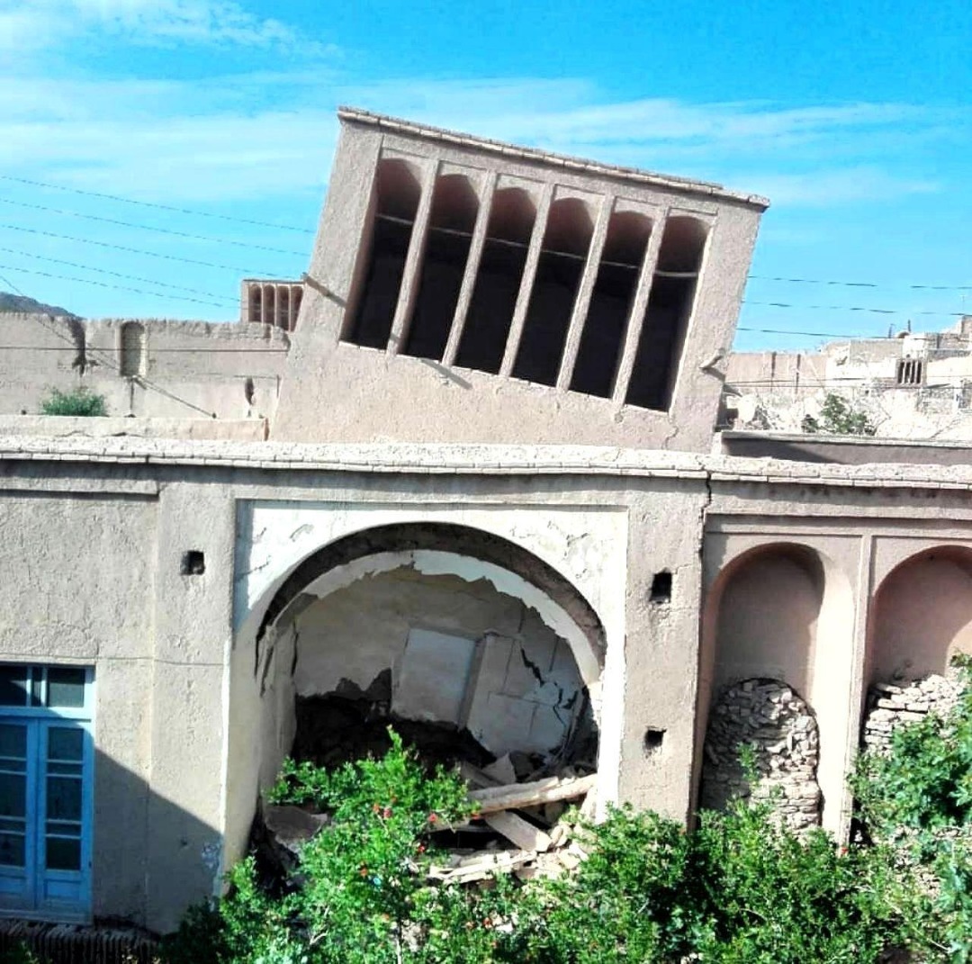 ایجاد شبکه فاضلاب، عامل انحراف بادگیر خانه جلالی ندوشن 