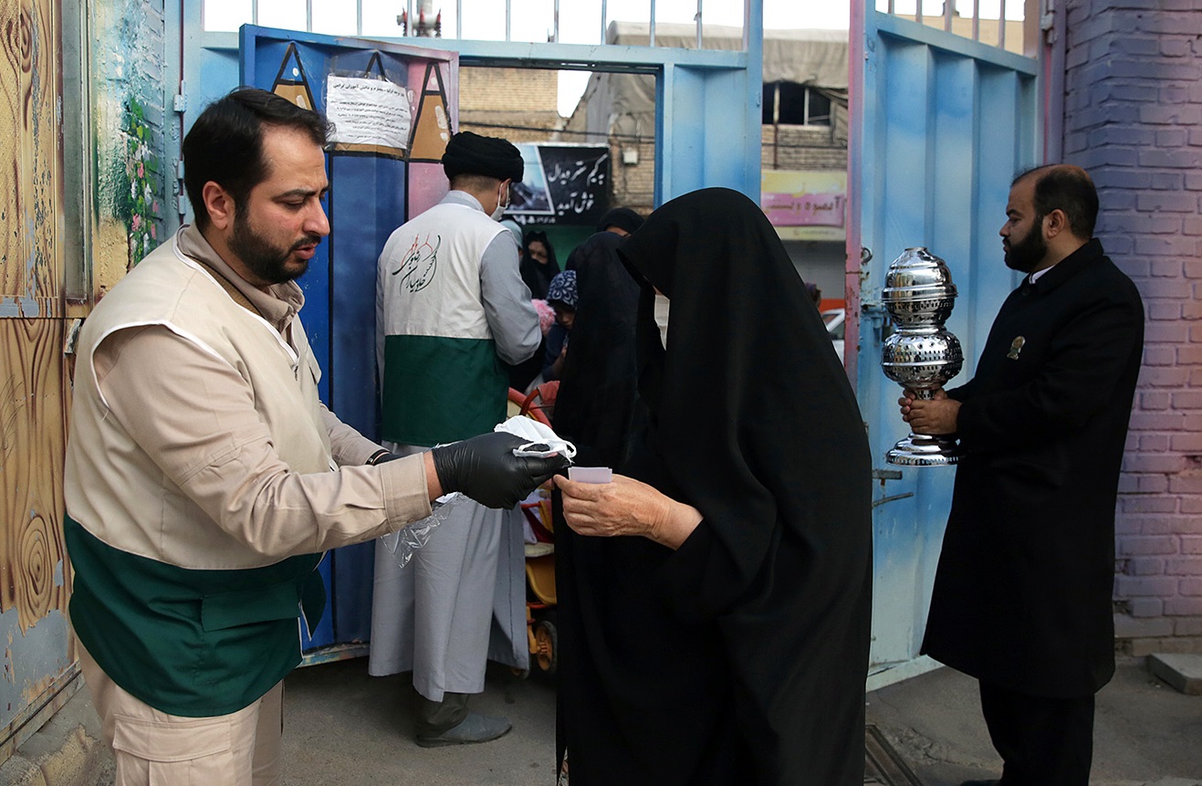 تهیه و توزیع 600 هزار پرس غذای افطاری و سحری گرم بین نیازمندان