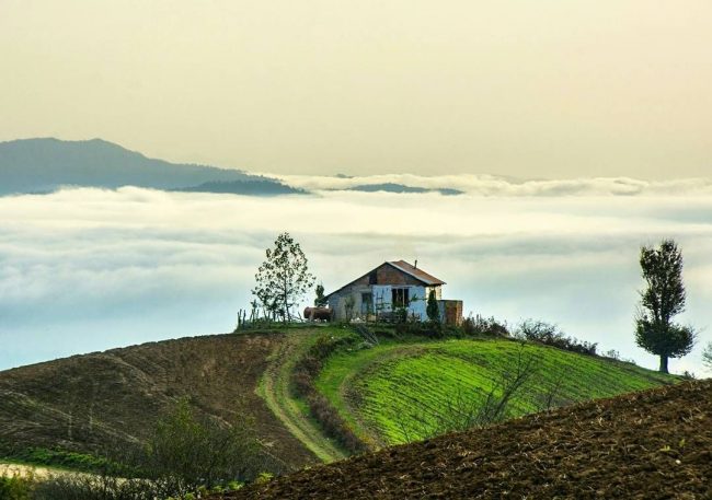 گردش مجازی در روستایی بر فراز ابرها