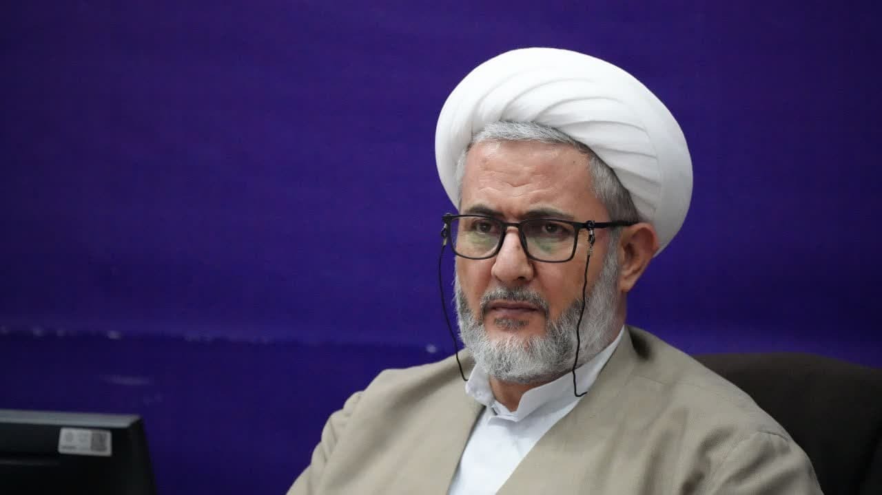 لزوم تشکیل کمیته برگزاری برنامه های هفته فرهنگی ارومیه لزوم تشکیل کمیته برگزاری برنامه های هفته فرهنگی ارومیه