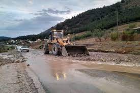 بازگشایی ۳ جاده روستایی شهرستان خوشاب پس از وقوع سیل