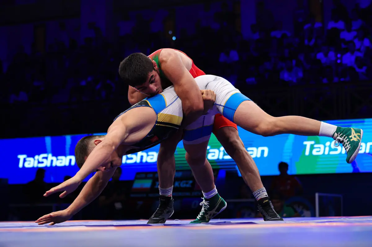 اعزام نشدن تیم منتخب کشتی ایران به روسیه اعزام نشدن تیم منتخب کشتی ایران به روسیه