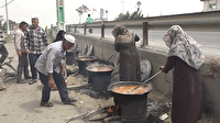 ابراز عشق و ارادت اهالی خواجه‌نفس به امام حسین (ع) با پخت نذری در روز عاشورا