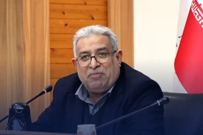 پشت میز در تهران ، برای همه استان‌ها نسخه آموزشی نپیچید