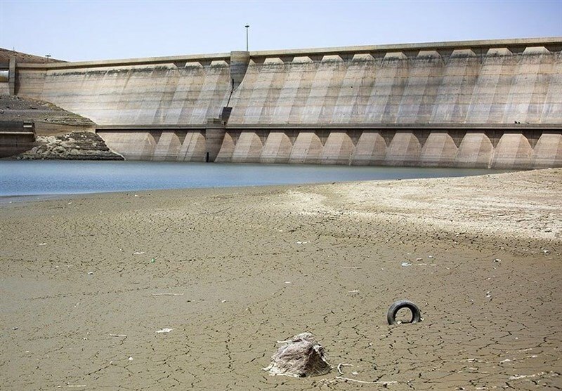 ذخیره آب سد‌های هرمزگان به صفر رسیده است