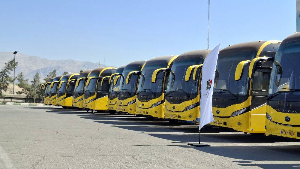 الحاق اتوبوسهای جدید وارداتی به ناوگان حمل و نقل عمومی الحاق اتوبوسهای جدید وارداتی به ناوگان حمل و نقل عمومی