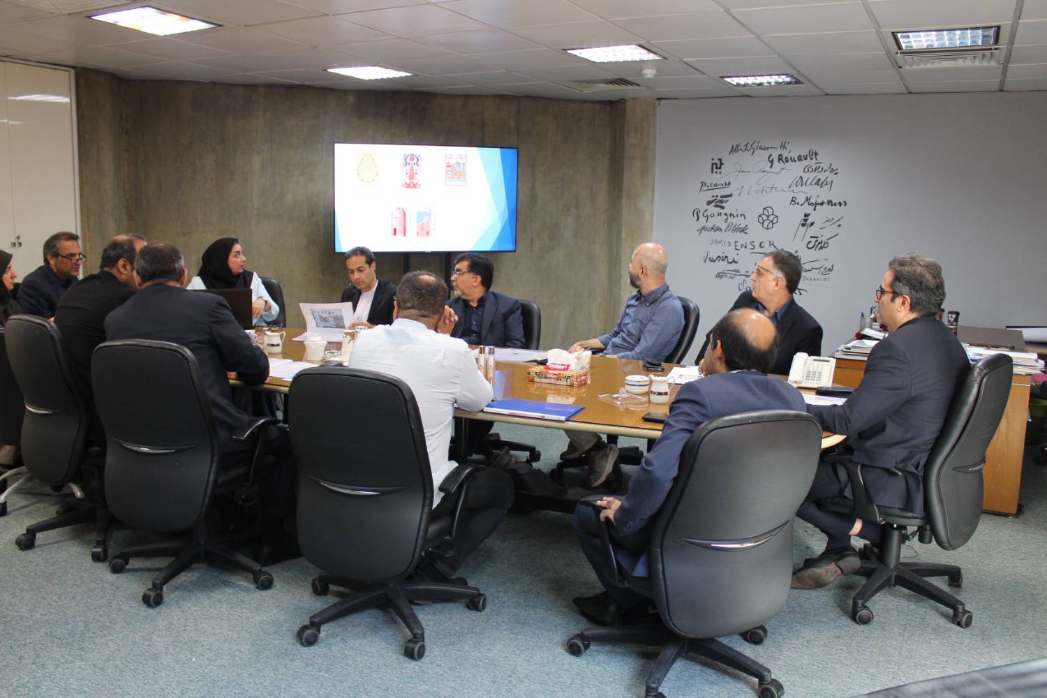 دو تمبر یادبود فرزندان ایران و پروین اعتصامی منتشر میشود دو تمبر یادبود فرزندان ایران و پروین اعتصامی منتشر میشود