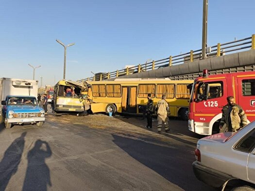 افزایش تعداد مصدومان تصادف دو اتوبوس در جاده مخصوص کرج به ۲۶ نفر
