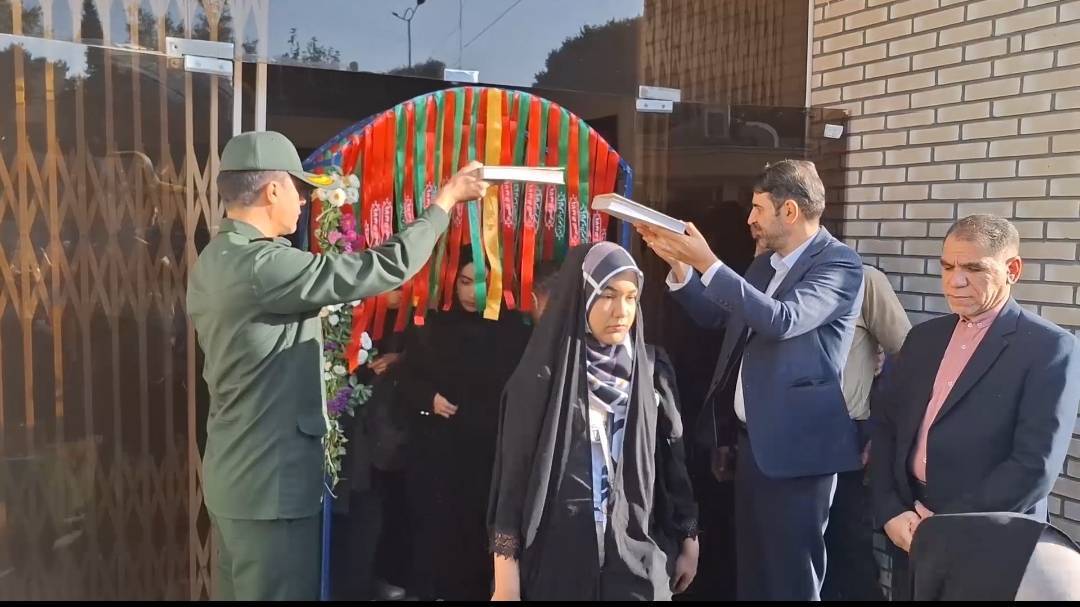 اعزام ۱۷۰ دانش آموز دختر شاهین شهری به راهیان نور