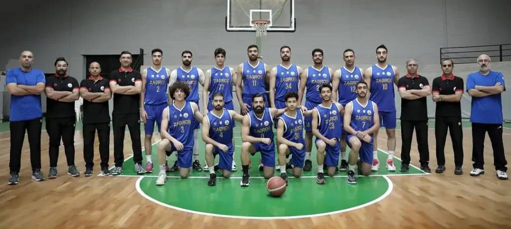 سروقامتان زاگرس، از سد سمنانیها گذشتند سروقامتان زاگرس، از سد سمنانیها گذشتند