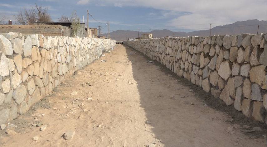 ساماندهی مسیل واقع در روستای قره بلطاق بویین میاندشت