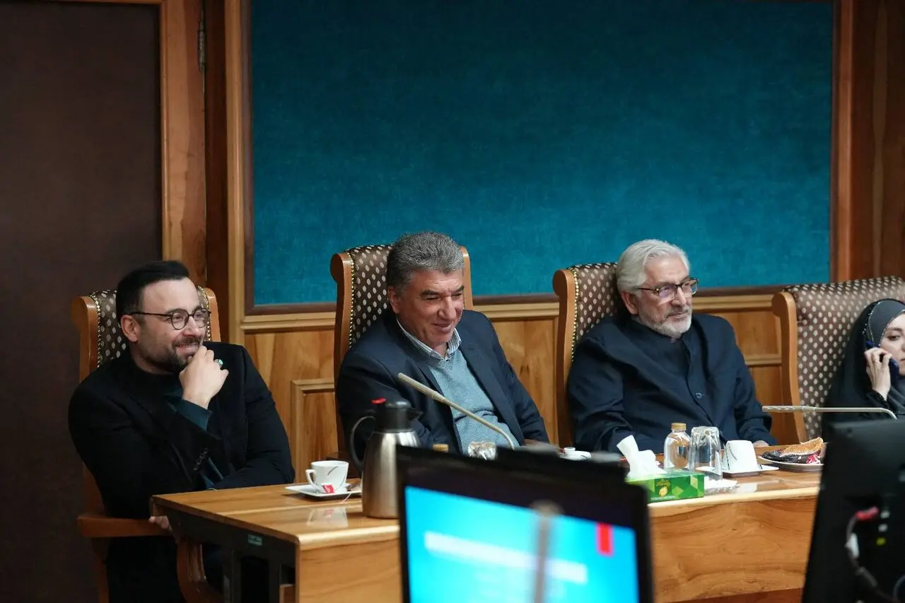 برگزاری چهاردهمین نشست بازنگری قانون احزاب و تشکل‌ها