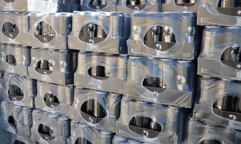 کشف نوشیدنی انرژی زای قاچاق در رودبار