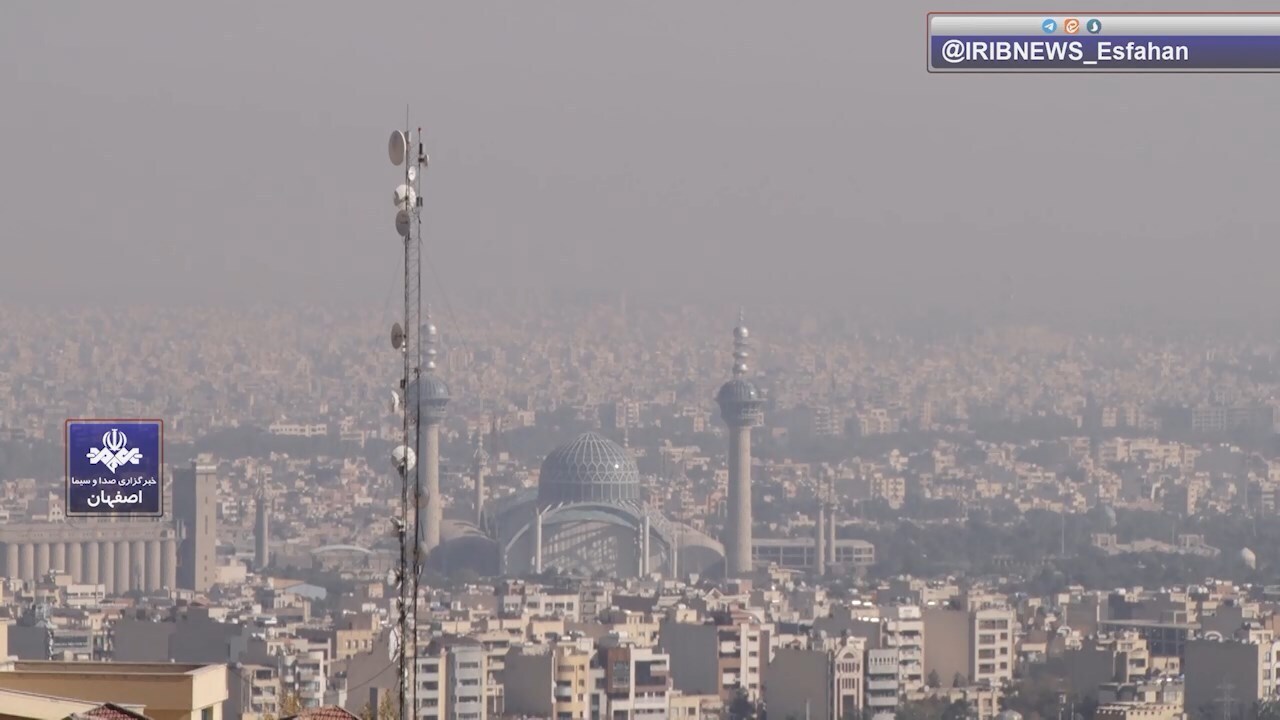 هوای اصفهان تا اواسط هفته آینده الوده است هوای اصفهان تا اواسط هفته آینده الوده است