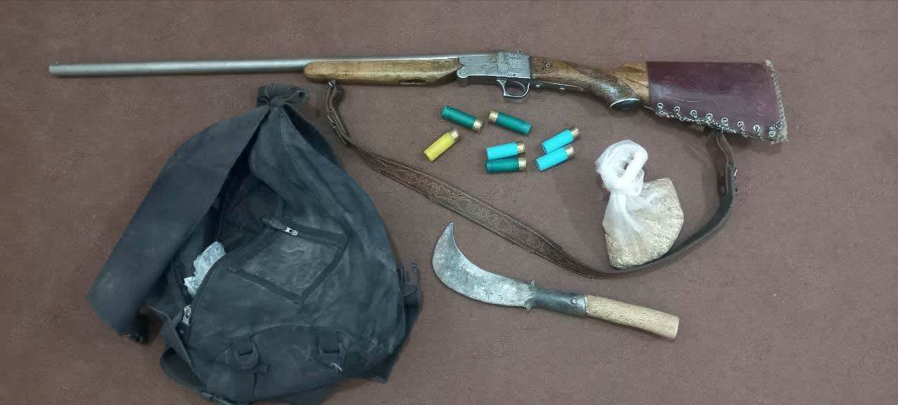 دستگیری شکارچی متخلف پیش از انجام شکار در منطقه حفاظتشده خلخال دستگیری شکارچی متخلف پیش از انجام شکار در منطقه حفاظتشده خلخال